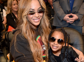 Beyoncé kislányának a táskája Nézd meg mennyibe kerül Beyoncé kislányának a táskája!