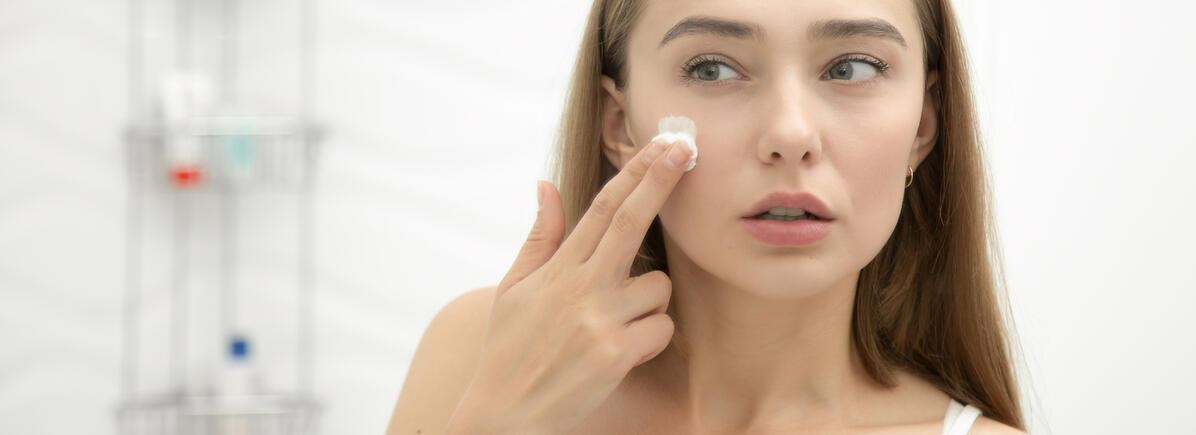 Ezt az 5 kozmetikai összetevőket jobb, ha te is kerülöd, ha pattanásos a bőröd