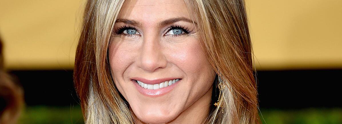 Jennifer Aniston szépségtrükk Ismerd meg te is a gyönyörű színésznő szépségtrükkjeit!