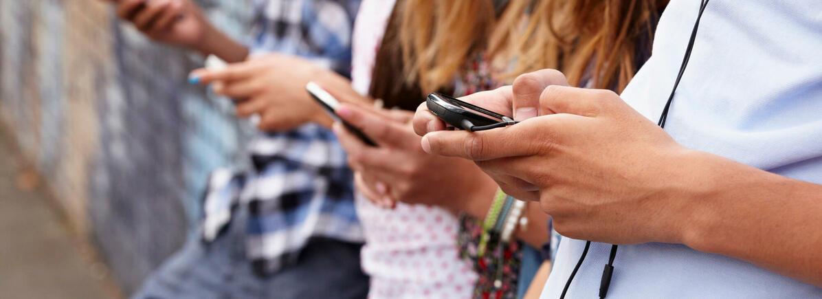 Telefonfüggőség Nézd meg, hogy hogyan szokhatsz le a telefonfüggőségről!
