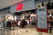 Nézd meg, hogy milyen bejelentést tett a H&M!